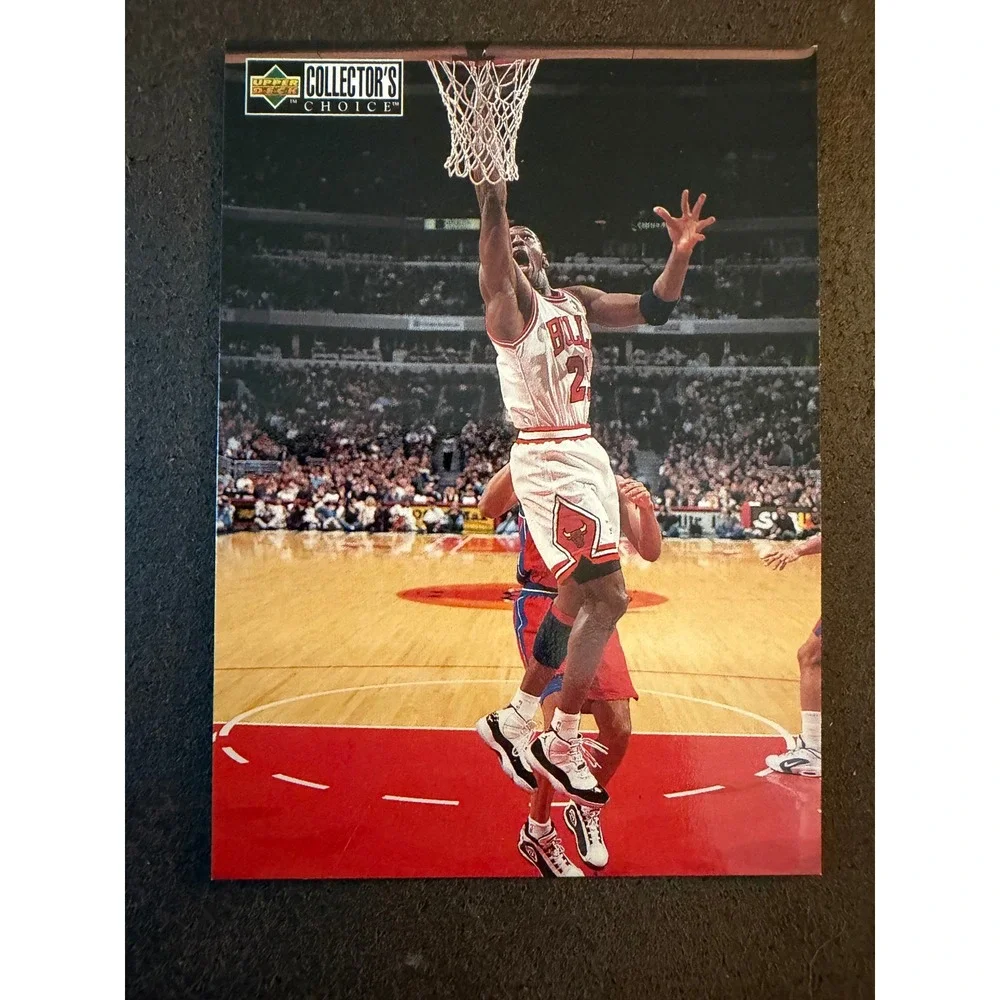 1997 Upper Deck Collector's Choice Michael Jordan 388 Michael's Magic Bulls Card